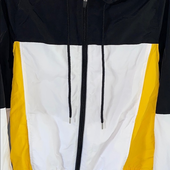 Lightweight Jacket. - Picture 3 of 4